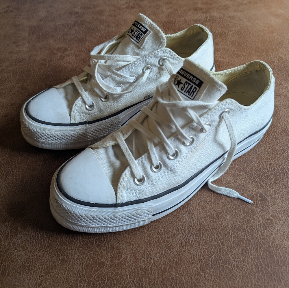 Converse Platform Low Top Sneakers - Picture 7 of 7